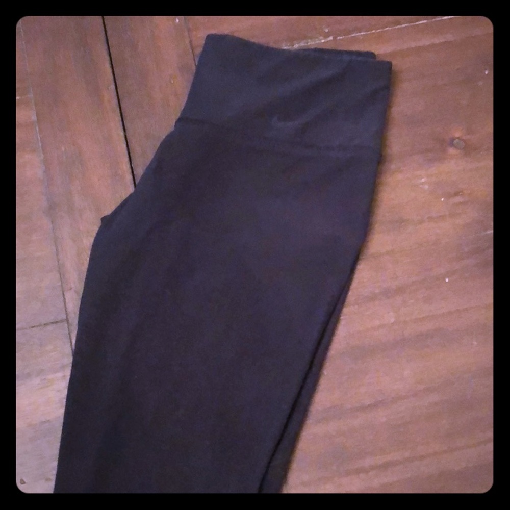 Nike Running Crops Small